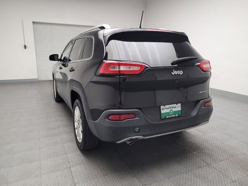 Used 2016 Jeep Cherokee Limited FWD image 6