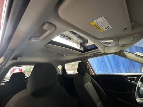 Used 2024 Kia Soul EX FWD image 27