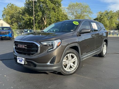 Used 2020 GMC Terrain SLE image 26