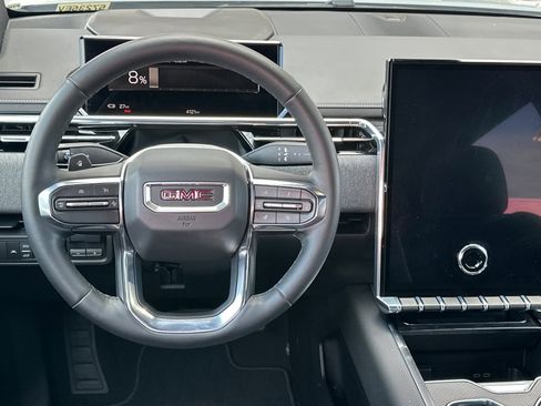 Used 2026 GMC Sierra EV Elevation image 17