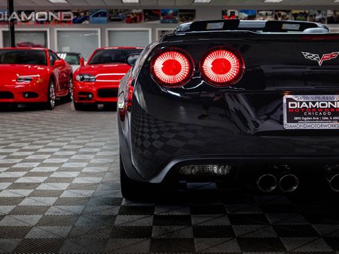 Used 2013 Chevrolet Corvette 427 w/ Z06 Carbon Fiber Package image 22