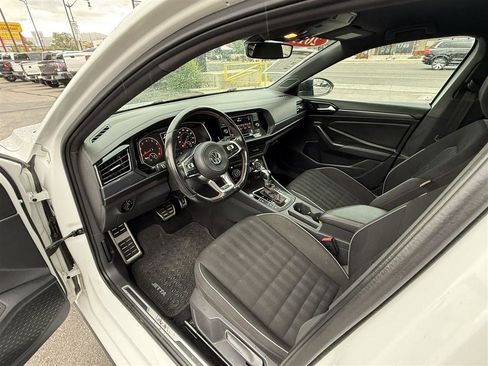 Used 2019 Volkswagen Jetta GLI FWD image 13