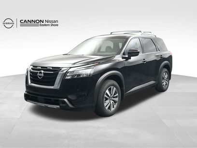 New 2025 Nissan Pathfinder SL