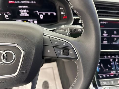 Used 2025 Audi Q8 Premium Plus image 26