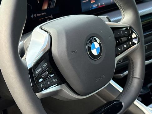 Used 2025 BMW 330i xDrive Sedan AWD/4WD image 29