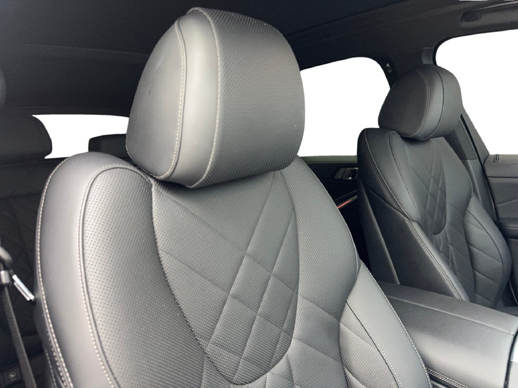 Used 2023 BMW X5 sDrive40i w/ Premium Package RWD image 48