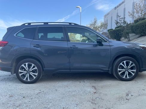 Used 2024 Subaru Forester Limited w/ Convenience Package AWD/4WD image 9