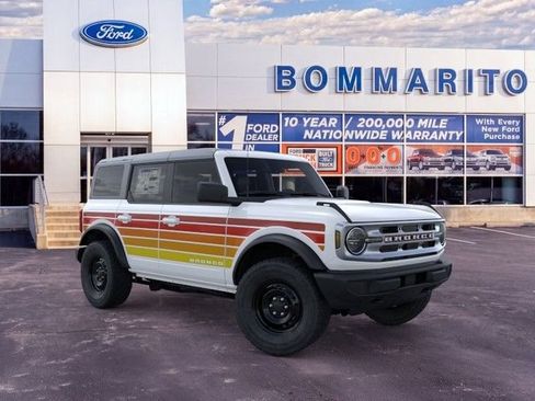 New 2026 Ford Bronco Big Bend w/ Free Wheeling Package AWD/4WD image 7