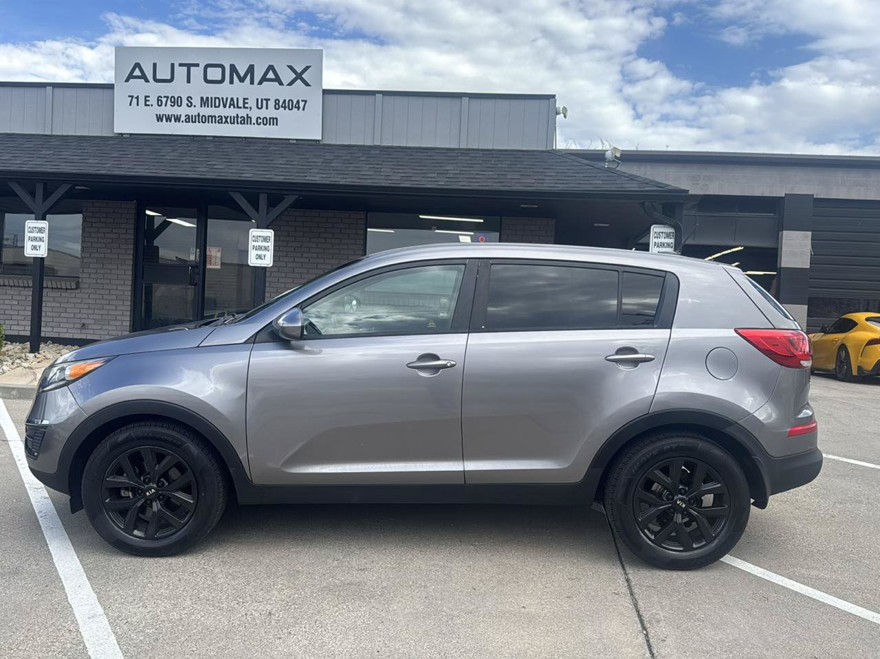 Used 2016 Kia Sportage LX FWD image 8