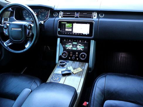 Used 2018 Land Rover Range Rover image 22