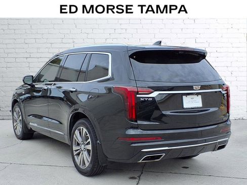 Used 2021 Cadillac XT6 Premium Luxury image 3