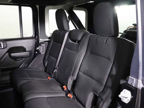 Used 2022 Jeep Wrangler Unlimited Sport image 24