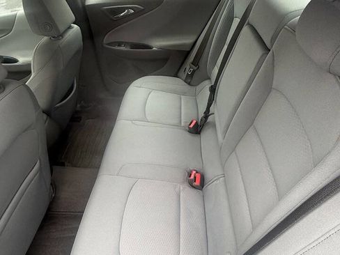 Used 2017 Chevrolet Malibu LS FWD image 8