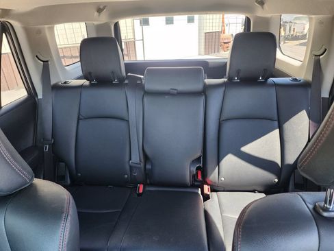Used 2020 Toyota 4Runner Venture w/ Moonroof Package AWD/4WD image 19