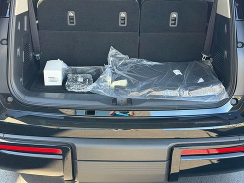 New 2026 Nissan Armada SV RWD image 4