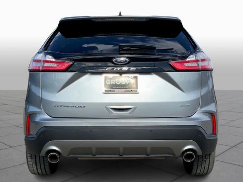 Certified 2024 Ford Edge Titanium image 4
