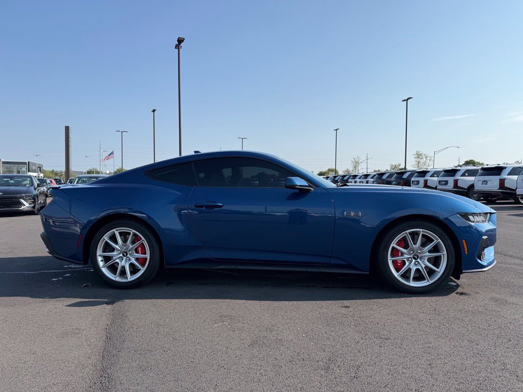 Used 2024 Ford Mustang GT Premium RWD image 4