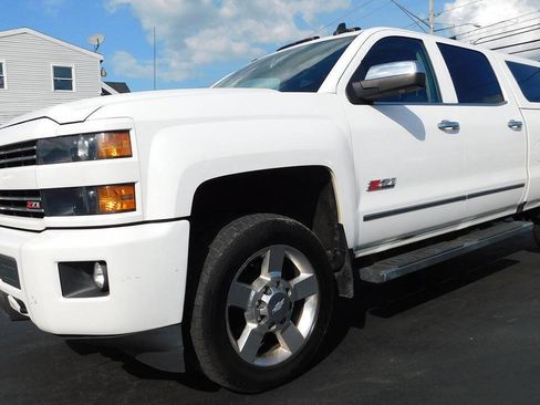 Used 2016 Chevrolet Silverado 2500 LTZ w/ Custom Sport Edition AWD/4WD image 5
