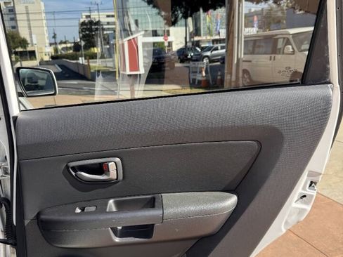Used 2010 Kia Soul + w/ Audio Pkg FWD image 13