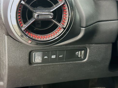 Used 2024 Chevrolet Equinox EV RS AWD/4WD image 17
