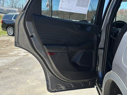 Used 2024 Ford Escape Active AWD/4WD image 26