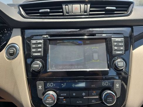 Used 2017 Nissan Rogue Sport SL w/ SL Premium Package FWD image 23