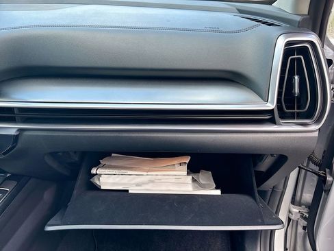 Used 2025 Kia Sorento EX w/ EX Panoramic Sunroof Package image 27