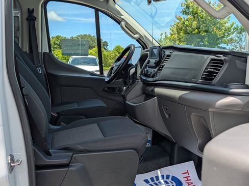 Used 2025 Ford Transit 250 Low Roof w/ Exterior Upgrade Package RWD image 16