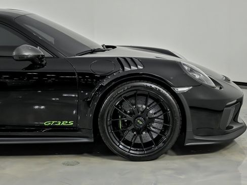 Used 2019 Porsche 911 GT3 RS RWD image 15