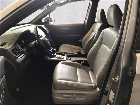 Used 2023 Honda Passport EX-L image 13