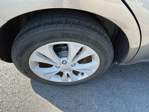 Used 2016 Kia Soul + image 26