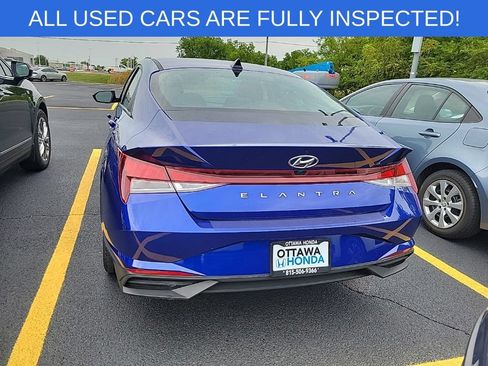 Used 2023 Hyundai Elantra SEL FWD image 3