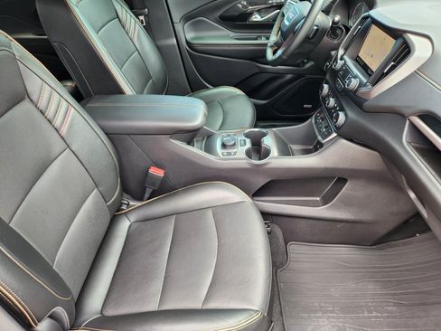 Used 2024 GMC Terrain AT4 w/ Infotainment Package II AWD/4WD image 12