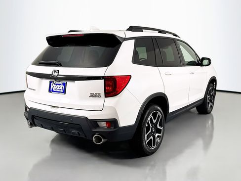 Certified 2023 Honda Passport Elite image 5