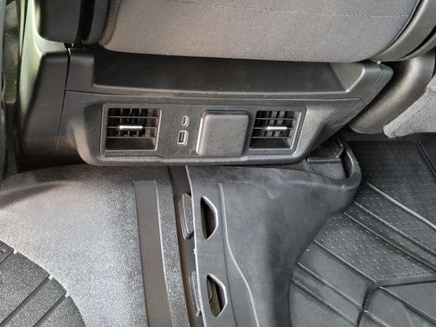 Used 2025 Chevrolet Silverado 1500 LT RWD image 16