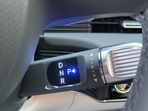 Certified 2025 Hyundai Ioniq 5 Limited image 11