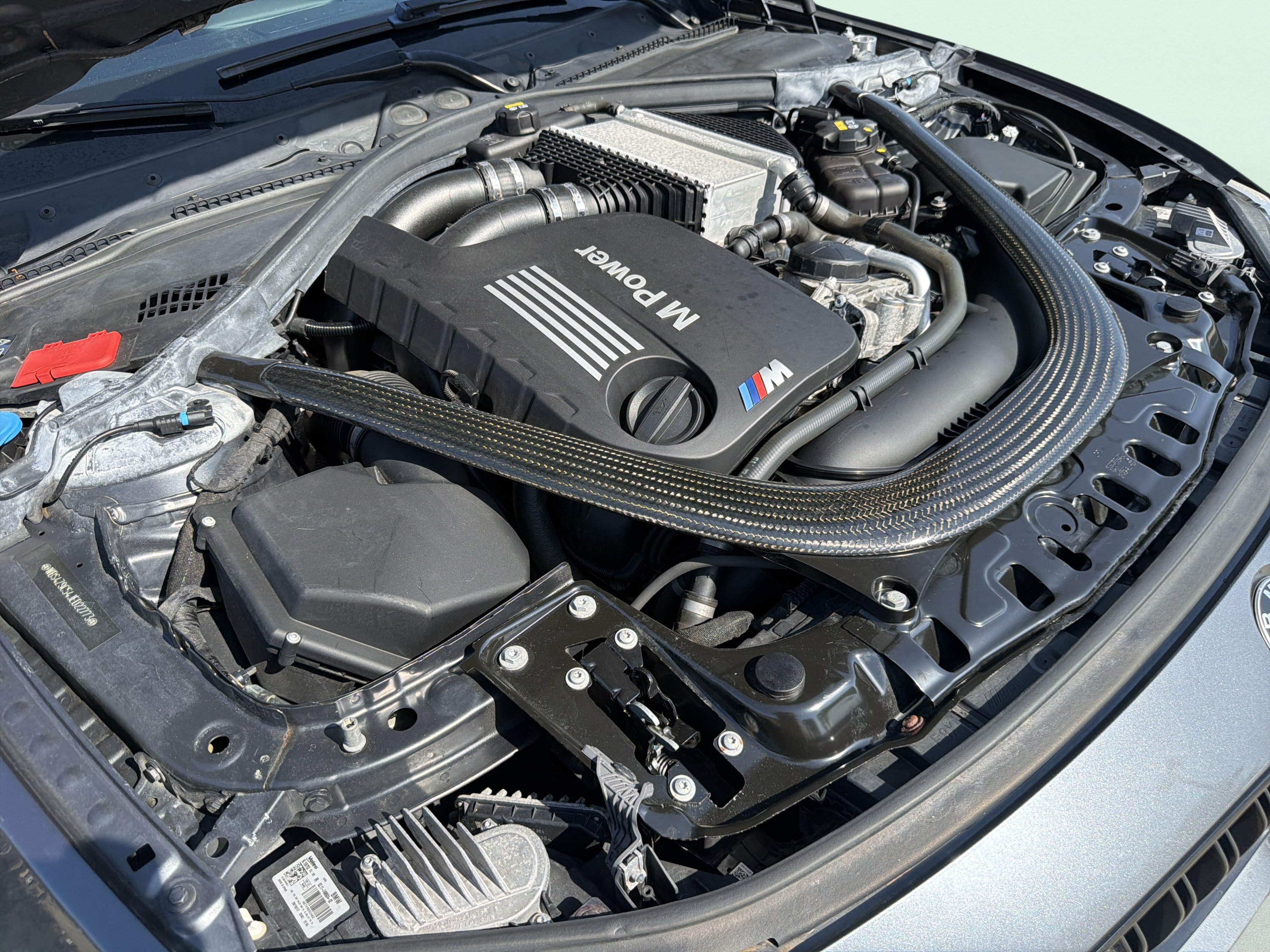 Used 2018 BMW M4 Convertible RWD image 9