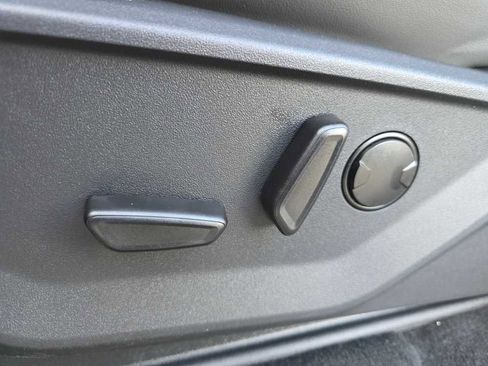 New 2026 Ford Expedition Active image 17