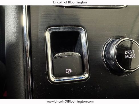 New 2026 Lincoln Aviator AWD image 60