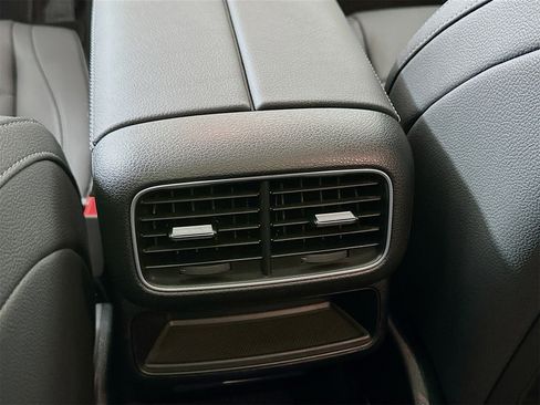 Certified 2025 Mercedes-Benz GLE 350 4MATIC image 28