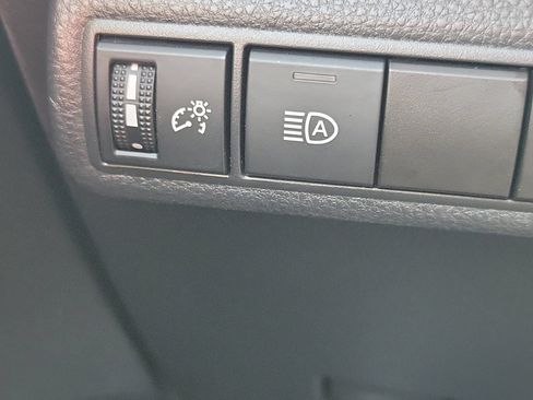 Used 2022 Toyota Corolla LE FWD image 24