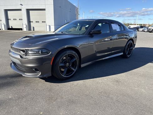 Used 2020 Dodge Charger R/T w/ Blacktop Package image 5