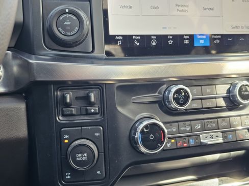 Used 2024 Ford F350 King Ranch w/ Chrome Package image 25