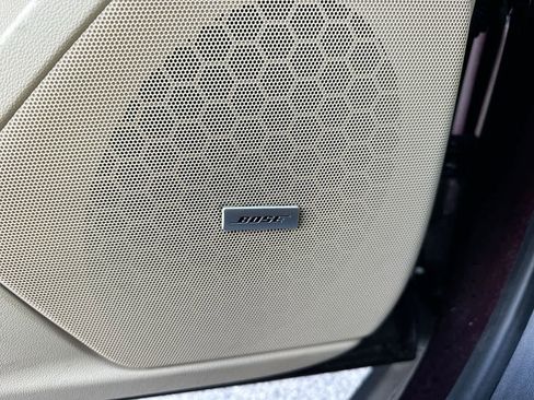 Used 2017 Cadillac XT5 Luxury w/ Driver Awareness Package image 33