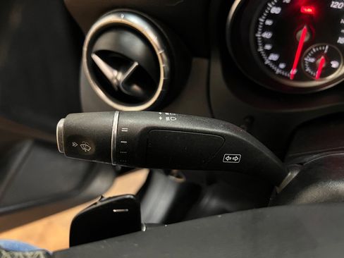 Used 2018 Mercedes-Benz CLA 250 4MATIC image 20