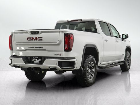Used 2024 GMC Sierra 1500 AT4 w/ AT4 Preferred Package AWD/4WD image 5