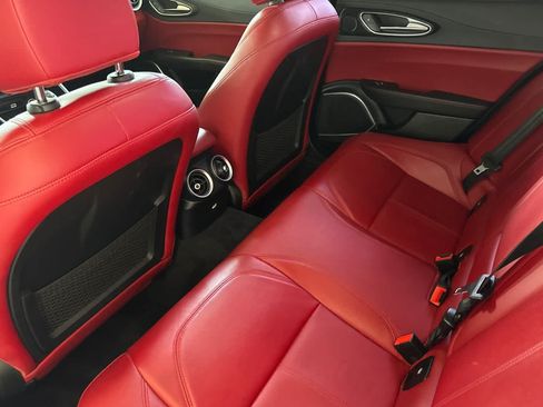 Used 2021 Alfa Romeo Giulia Sprint w/ Nero Edizione RWD image 12
