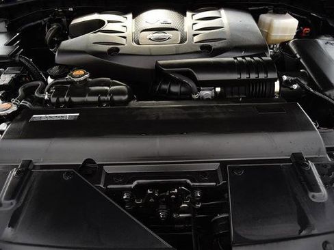 Certified 2024 Nissan Armada SL w/ Captain's Chairs Package image 34