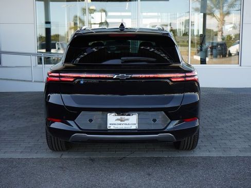 New 2025 Chevrolet Equinox EV LT image 7