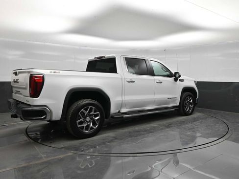 Used 2023 GMC Sierra 1500 SLT w/ SLT Premium Package AWD/4WD image 7